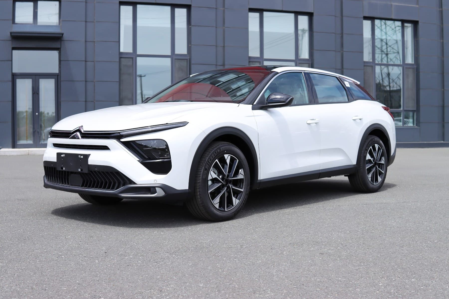 Citroën C5 X Versailles 2025: изображение 1 из галереи