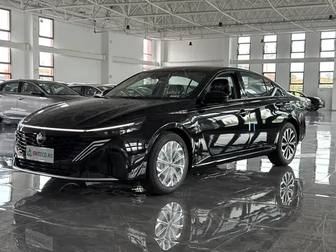 Nissan Teana 2026