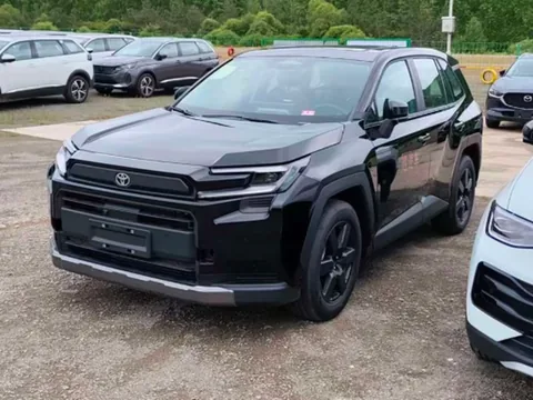 Toyota RAV 4 в наличии