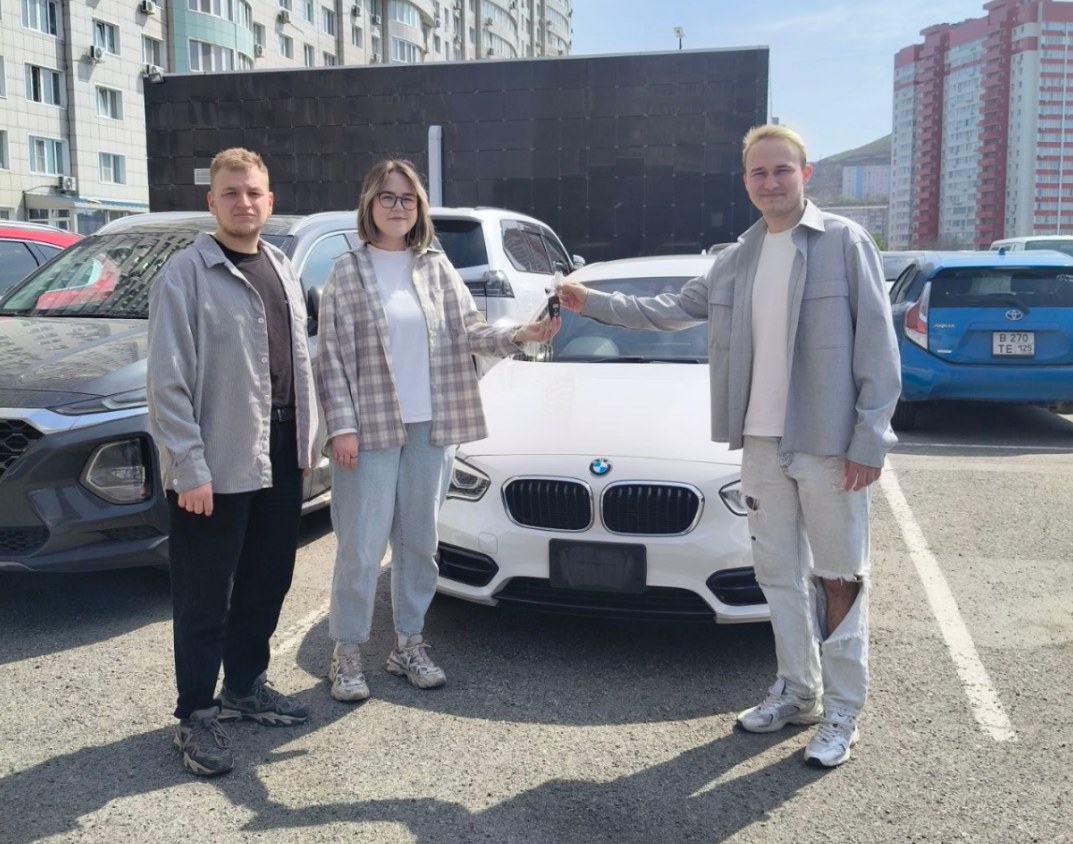 Фото из отзыва: передача BMW клиенту ONTECO