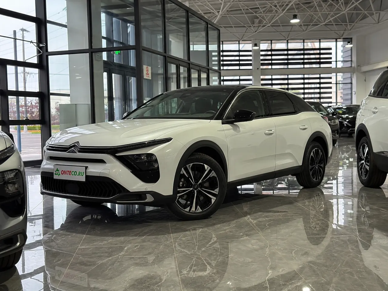 Citroën C5 X Versailles 2025 готов к отправке в РФ