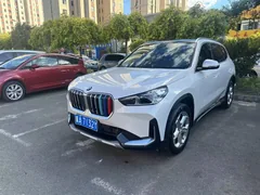 BMW X1 2023 — фото 1