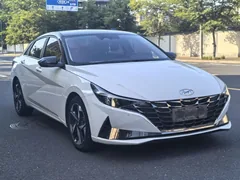 Hyundai Elantra 2022 — фото 3