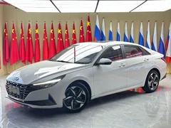 Hyundai Elantra (люксовая комплектация) 2021 — фото 1