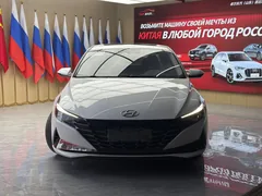 Hyundai Elantra (люксовая комплектация) 2021 — фото 2