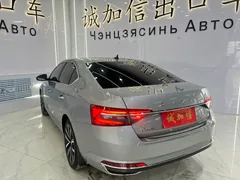 Škoda Superb 2023 — фото 3