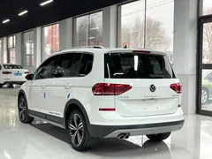 Volkswagen Touran 2021 — фото 4