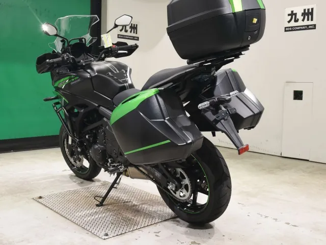 Kawasaki Versys 2024, matt black, фото 6