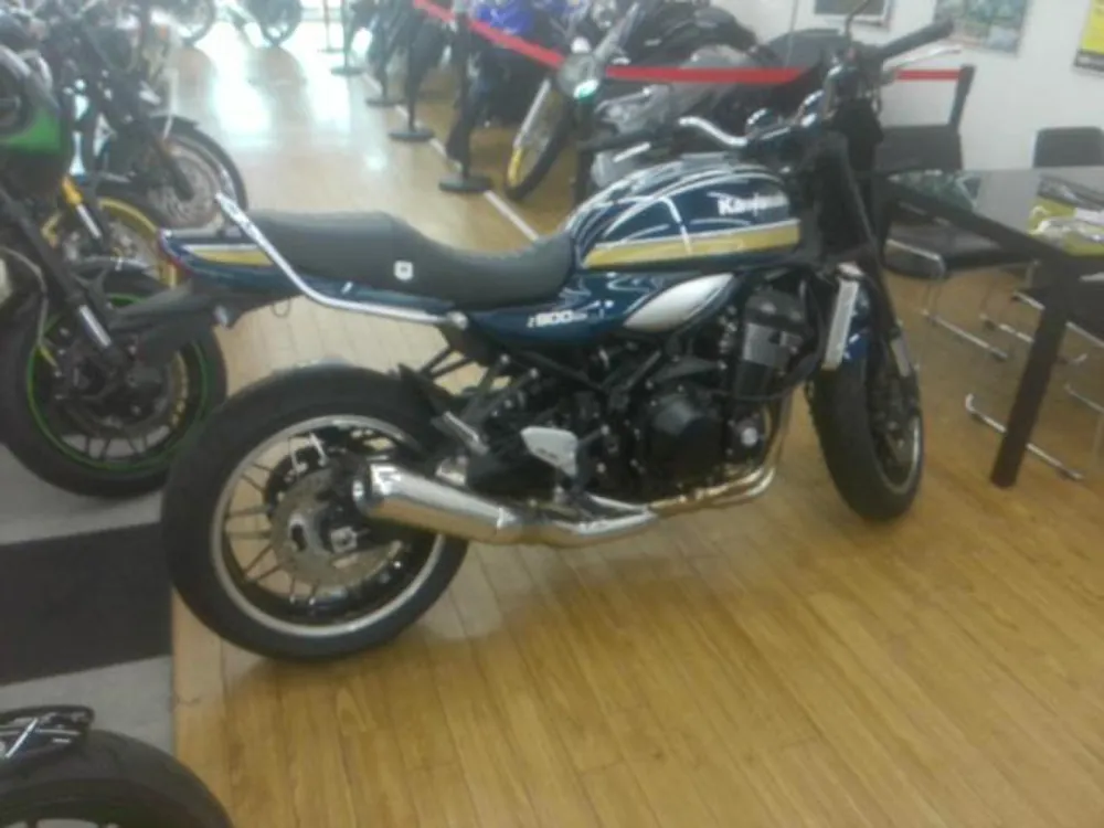 Kawasaki Z900RS 2022, синий, фото 5