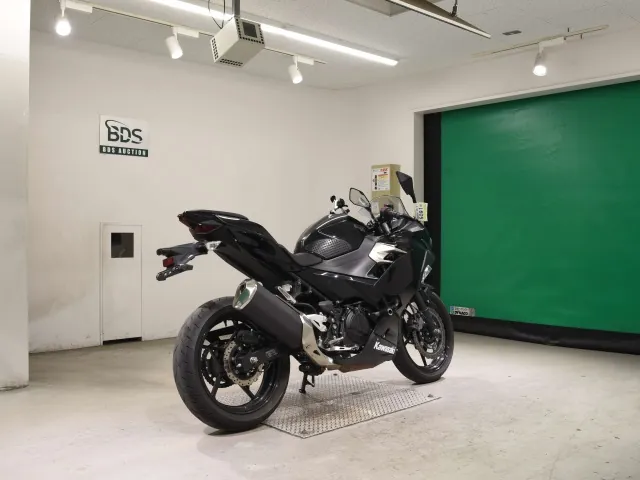 Kawasaki Ninja 400 2018, чёрный, фото 5