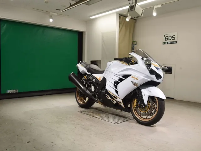 Kawasaki ZX-14RA 2014, белый, фото 3