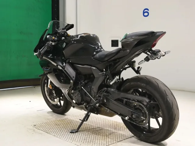 Yamaha YZF-R7 2024, чёрный, фото 6
