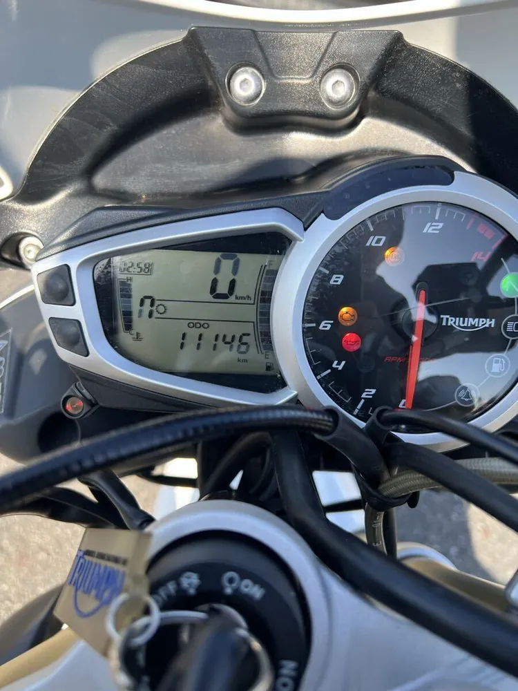 Triumph Street Triple 85 2017, фото 9