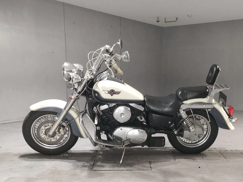 Kawasaki Vulcan 1500 Classic 1998, white/black, фото 2