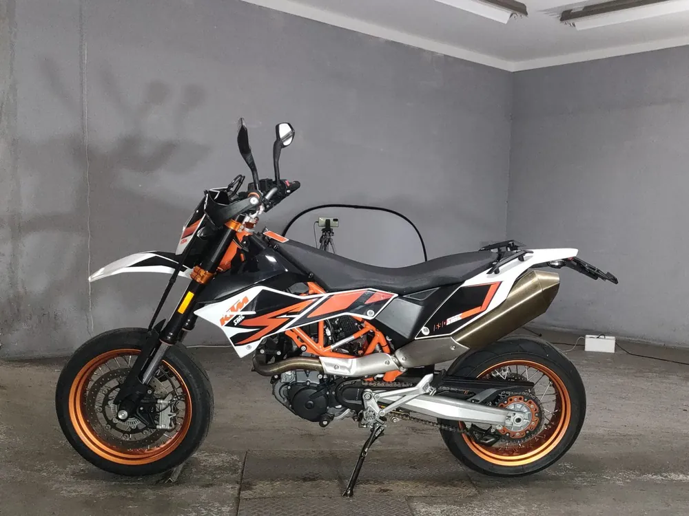 KTM 690 SMC R 2018, white/black, фото 2