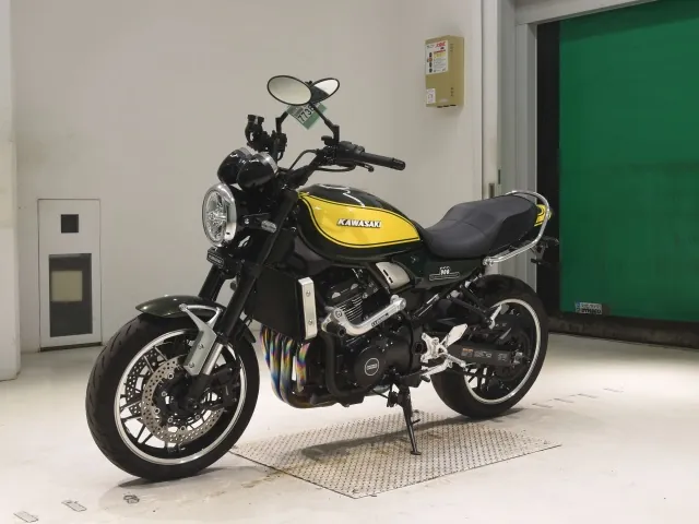 Kawasaki Z900RS 2023, зелёный, фото 4