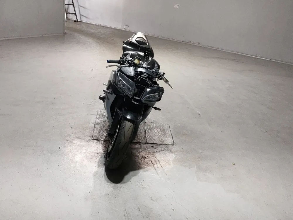 Honda CBR600RR 2007, красный, фото 3