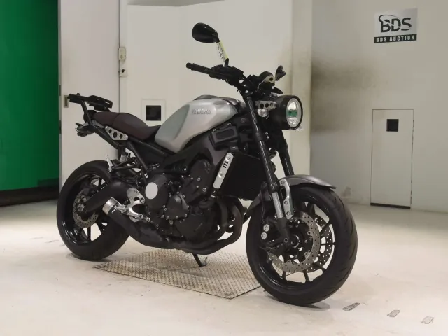 Yamaha XSR900 2021, matt silver, фото 3