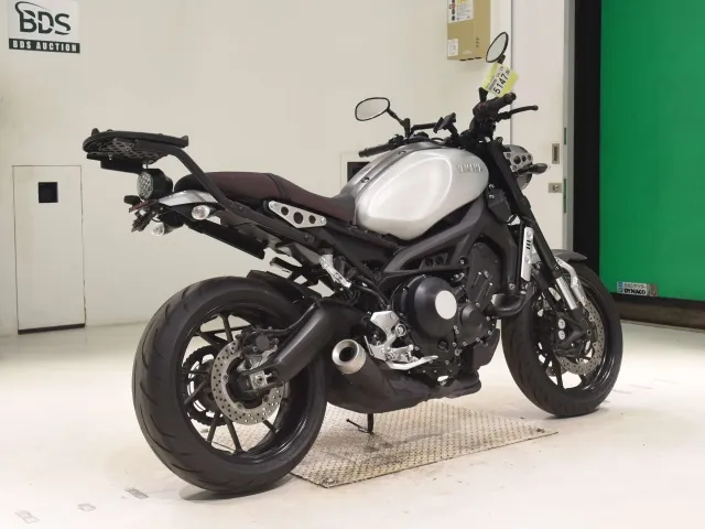 Yamaha XSR900 2021, matt silver, фото 5