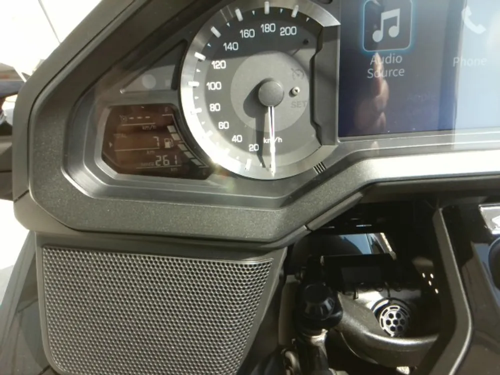 Honda GL1800 2026, чёрный, фото 3