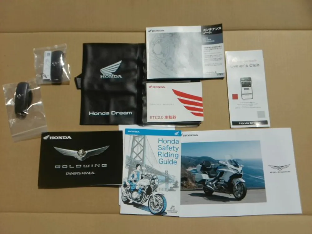 Honda GL1800 2026, чёрный, фото 5