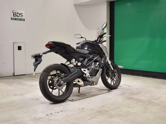 Honda CB125R, чёрный, фото 5