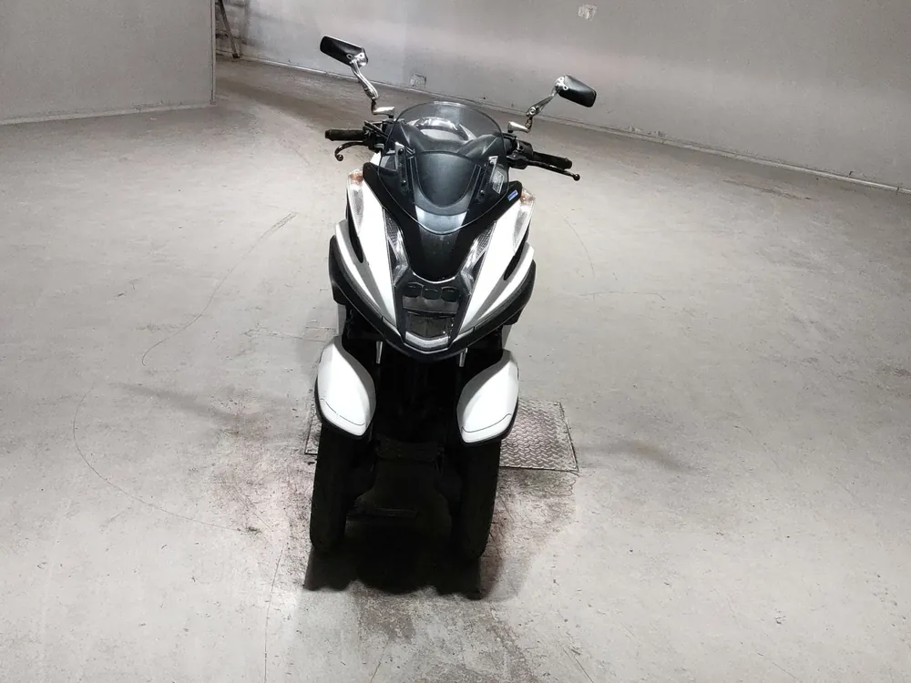 Yamaha Tricity 125, белый, фото 3