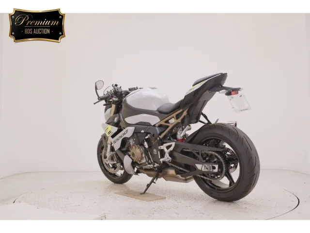 BMW S1000R 2022, серый, фото 6