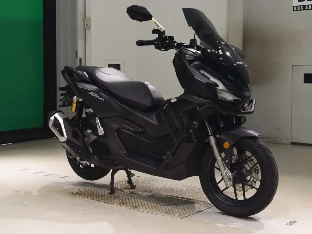 Honda ADV160, matt black, фото 3