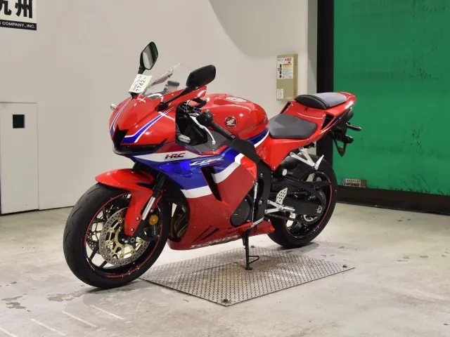 Honda CBR600RR 2024, красный, фото 4