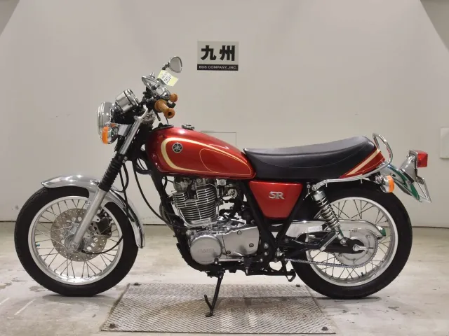 Yamaha SR400 2010, красный, фото 2