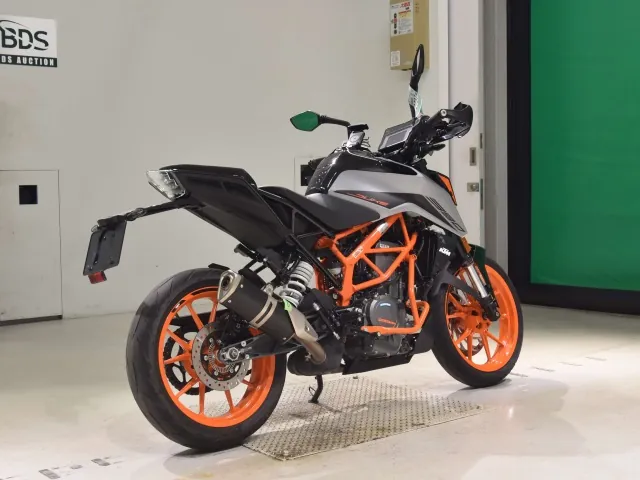 KTM 390 Duke 2022, black | gray, фото 5