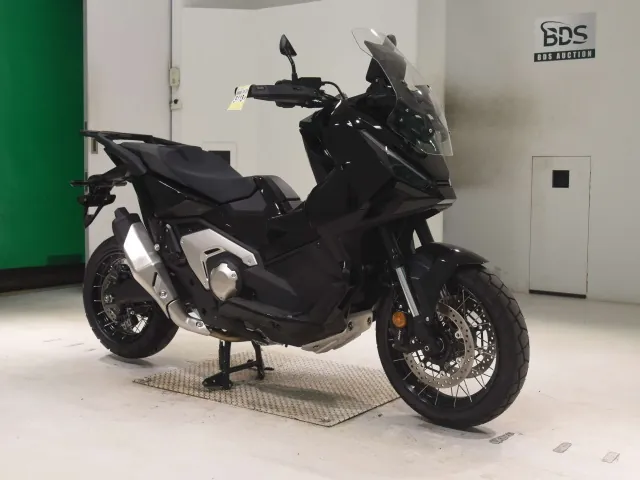 Honda X-ADV750 2026, чёрный, фото 3