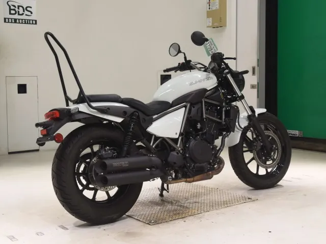 Kawasaki Eliminator 400SE 2025, белый, фото 5