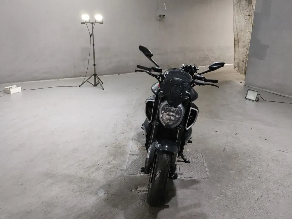 Ducati Diavel V4 2024, чёрный, фото 3