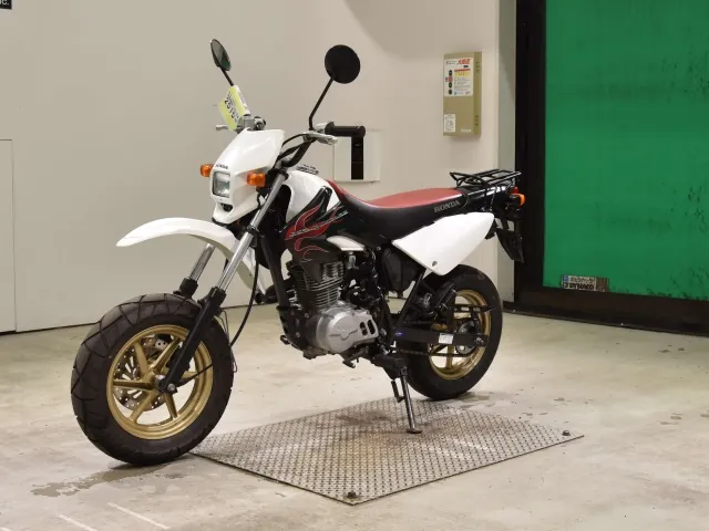 Honda XR100 Motard, white | black, фото 4