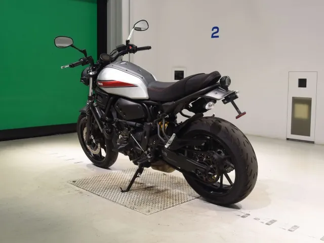Yamaha XSR700 2020, red | silver, фото 6