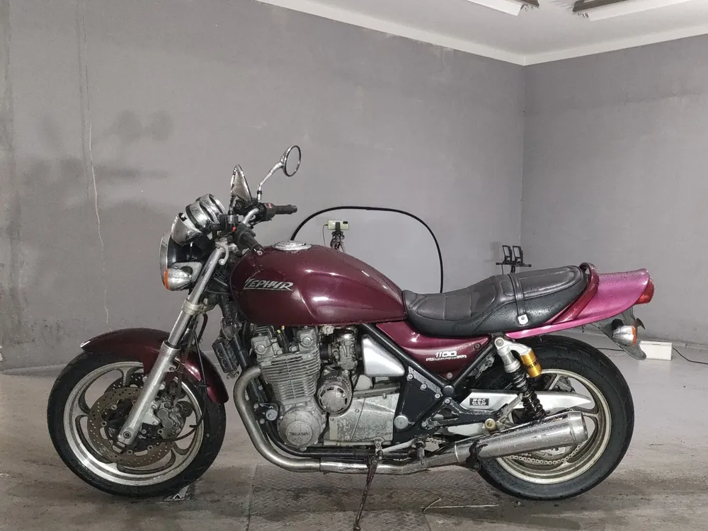 Kawasaki ZRX1100 1993, красный, фото 2