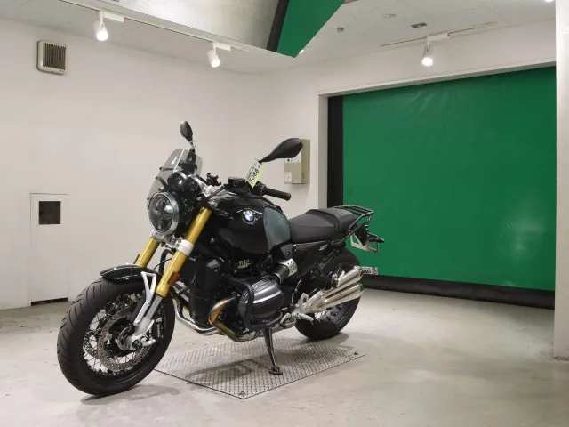 BMW R12nineT 2024, black | silver, фото 4