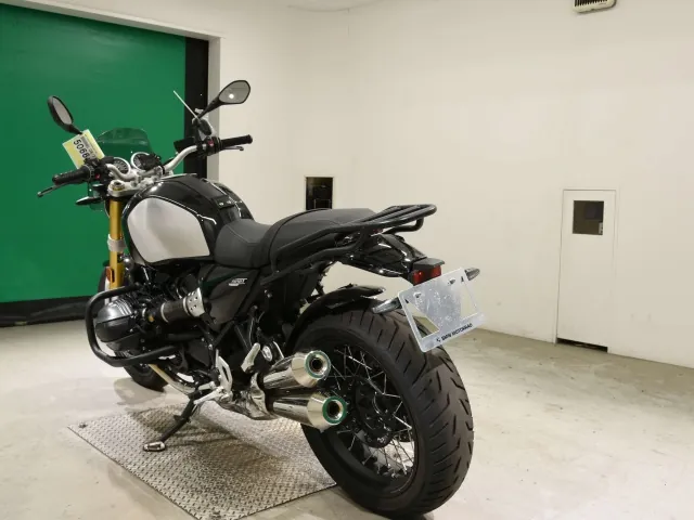 BMW R12nineT 2024, black | silver, фото 6