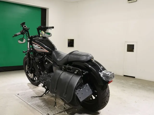 Harley-Davidson XL883R 2008, чёрный, фото 6