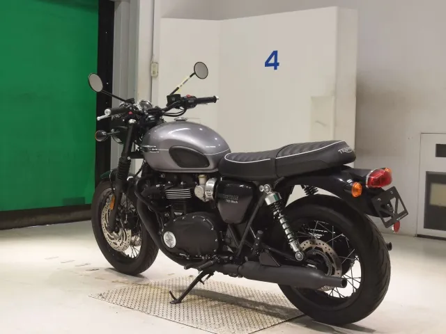 Triumph Bonneville T120 2024, black | gray, фото 6