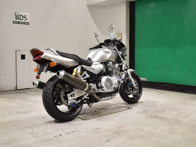 Yamaha XJR1300 2001, серебристый, фото 5