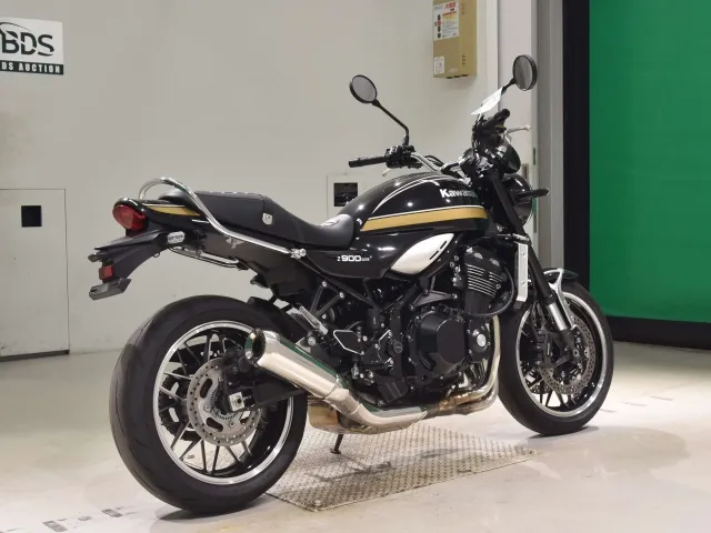 Kawasaki Z900RS 2021, black | gold, фото 5