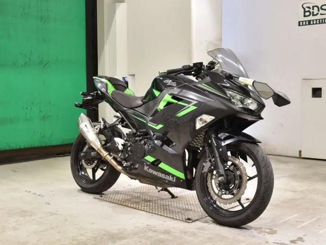 Kawasaki Ninja 400, чёрный, фото 3