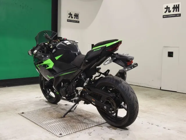 Kawasaki Ninja 400, чёрный, фото 6