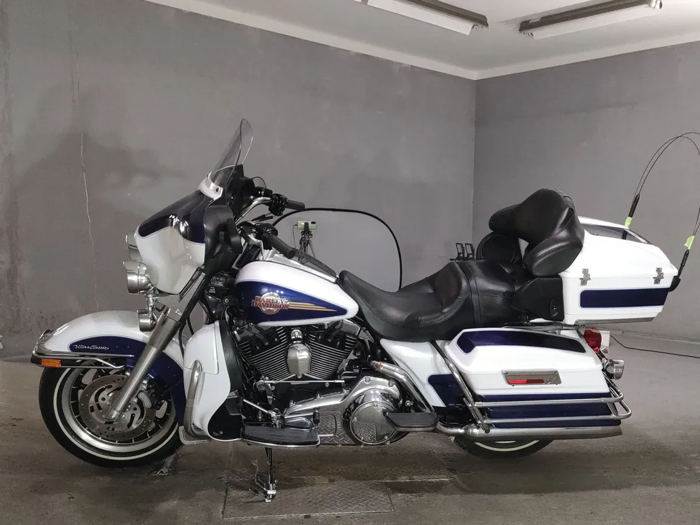Harley-Davidson FLHTCU1580 2007, white / blue, фото 2