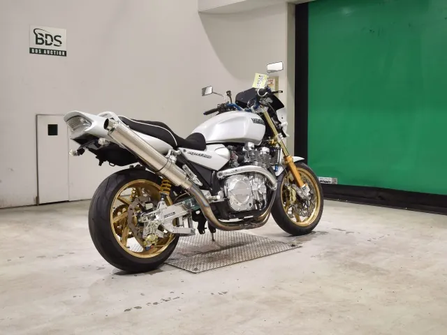 Yamaha XJR1300 1999, белый, фото 5