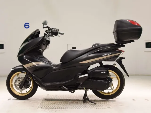 Honda PCX JF28 из Японии, фото 2