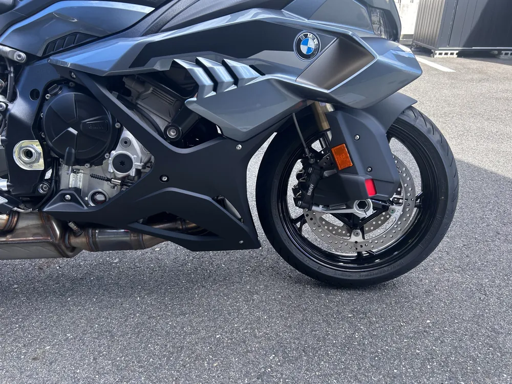BMW S1000Rr 2026, серый, фото 19
